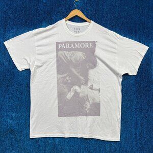 Paramore Oversized White Rock T-Shirt Size S/M